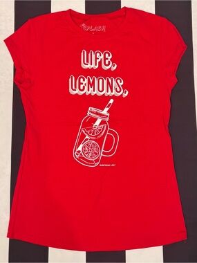 Splash Red Graphic 'Life, Lemons' Short Sleeve Tee